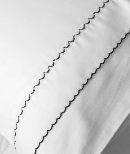 Комплект постільної білизни Issimo Toned Craft Satin євро Magnolia White 41660-К фото