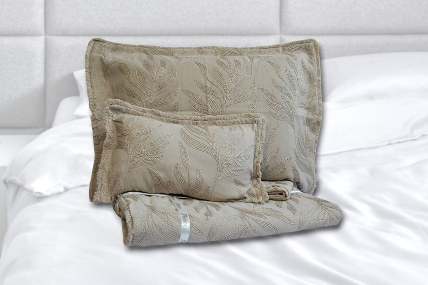 Жаккардовое покрывало с наволочками Carina Cappuccino 240 x 260 см 34205-К фото