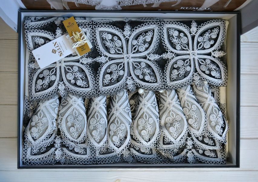 Лляна скатертина з ранером Selin Kumsal Set 160&times;350 см+12 серветок кремова 33213-К фото