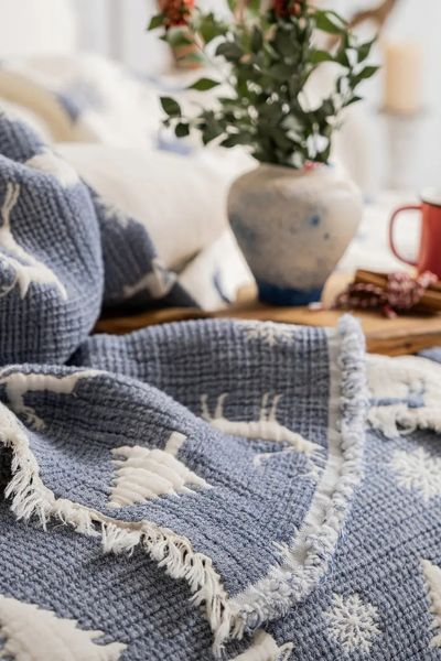 Муслінове новорічне покривало Saheser Merry 240 х 260 см. Navy Blue синій 34474-К фото