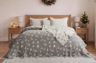 Муслиновое новогоднее покрывало Saheser Merry 240 х 260 см Light Grey бежевый 34473-К фото