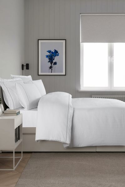 Постільна білизна євро розмір La Romano Mona Premium Satin Orcella White 41588-К фото