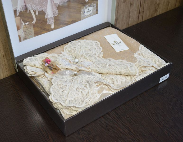 Велюровая скатерть Selin Asya 160х220 см бежевая 33114-1-К bej фото